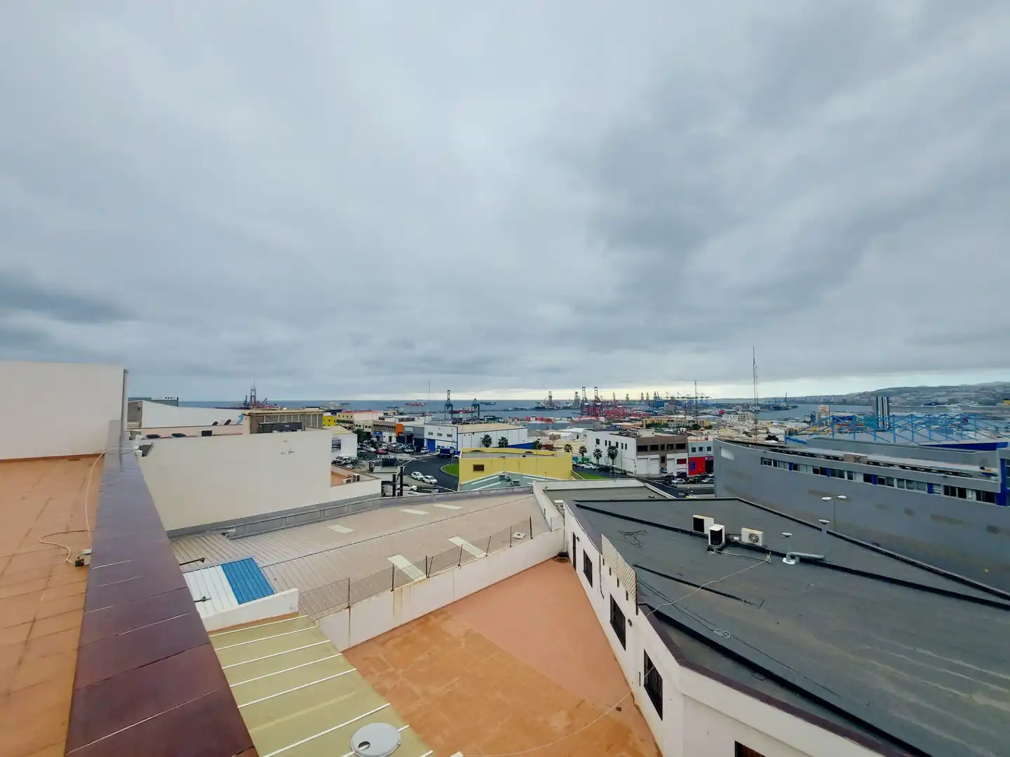 Exterior view of Industrial buildings for sale in Las Palmas de Gran Canaria