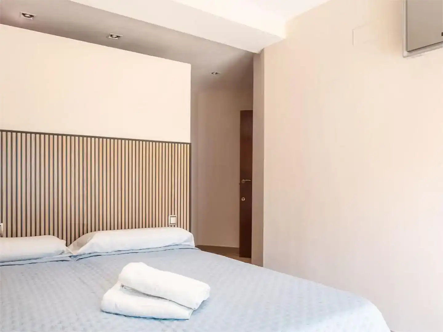 Habitación de Finca rústica de alquiler en Lloret de Mar con Aire acondicionado, Jardín privado y Piscina