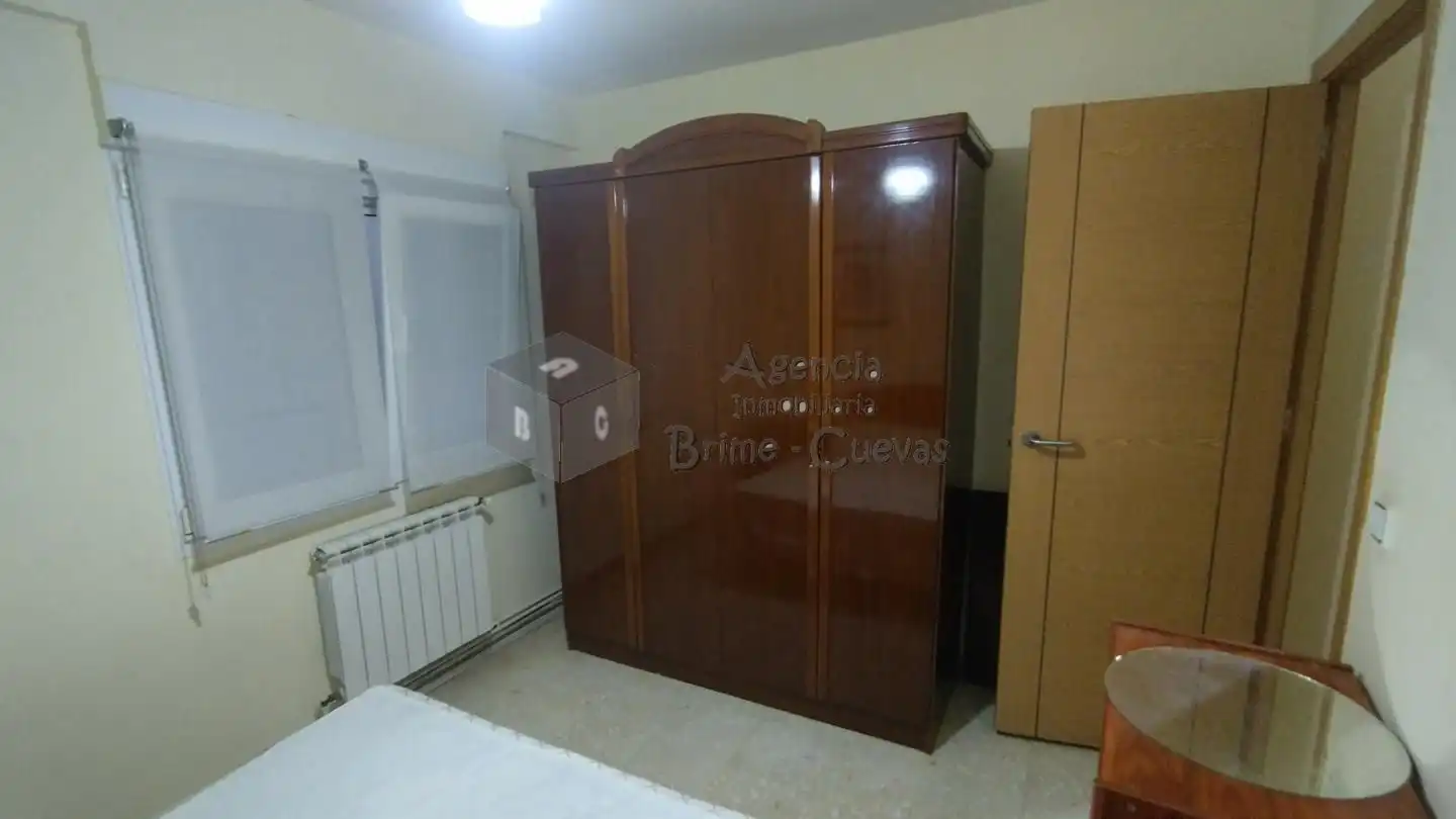 Schlafzimmer von Wohnung zum Verkauf in Oviedo  mit Heizung
