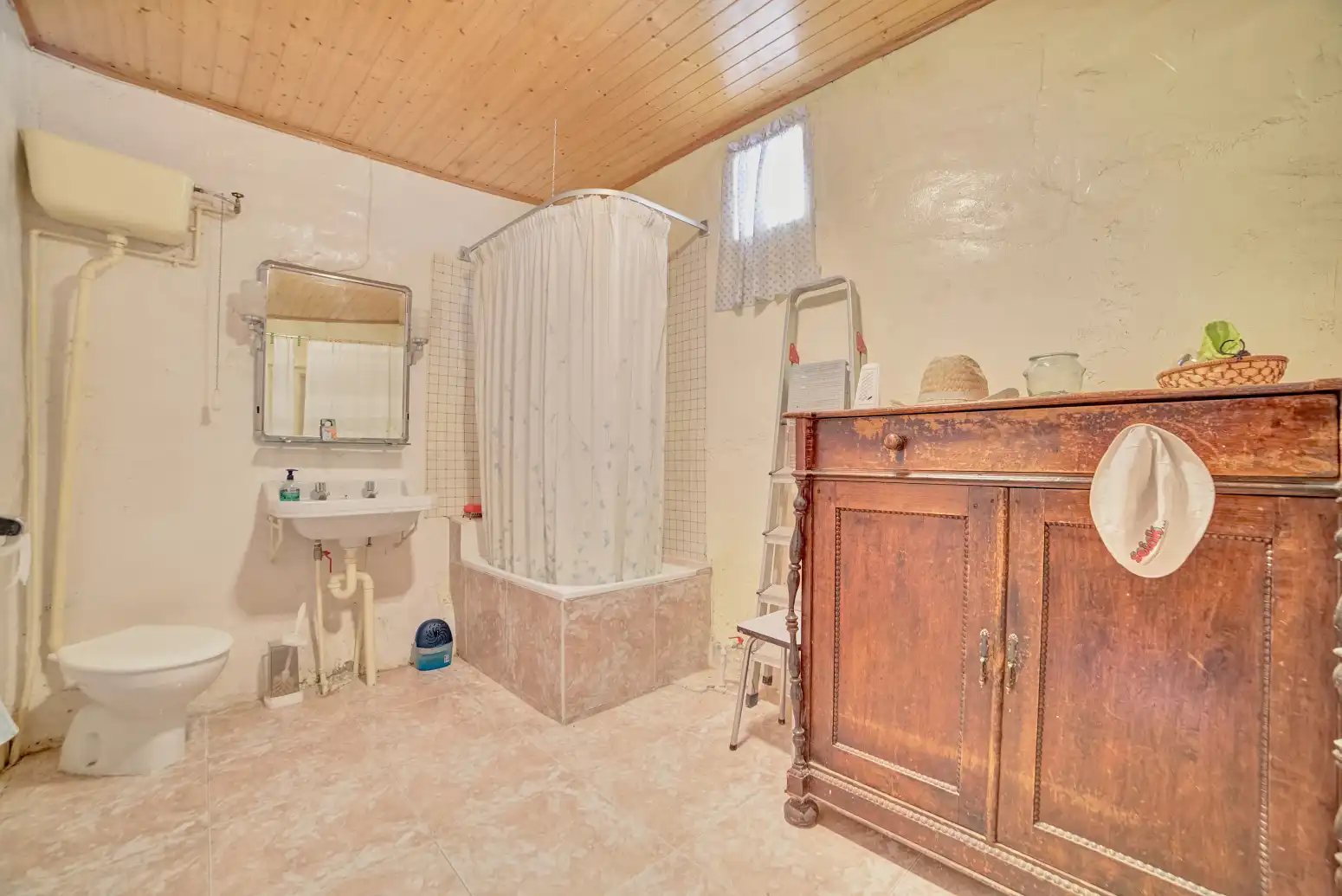 Bathroom of Houses for sale in Izagaondoa