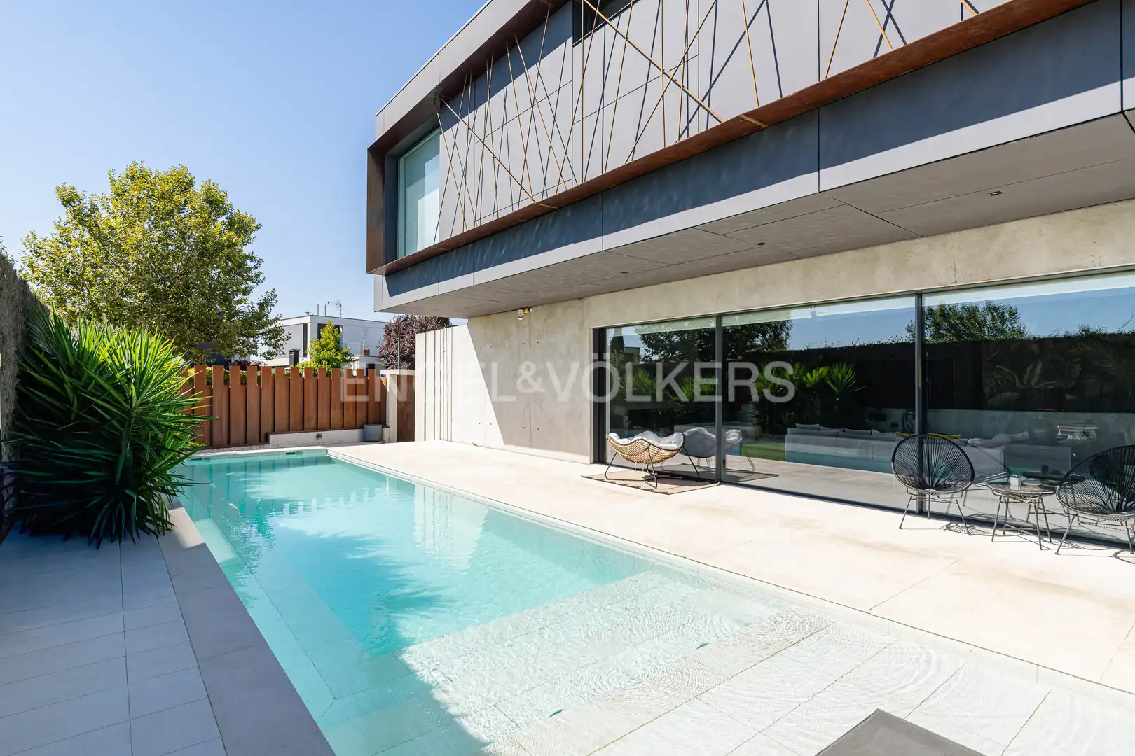 Swimming pool of Houses for sale in Boadilla del Monte  with Heating, Private garden and Storage room
