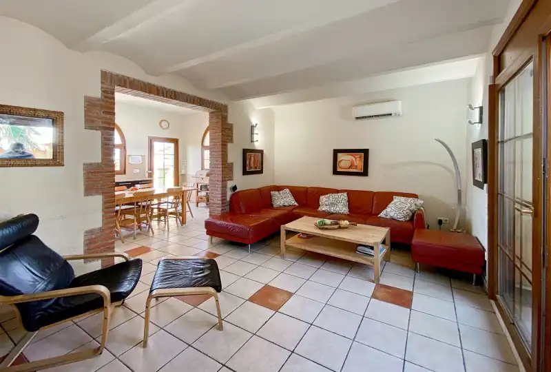 Sala de estar de Casa o chalet en venta en Empuriabrava con Aire acondicionado, Calefacción y Terraza