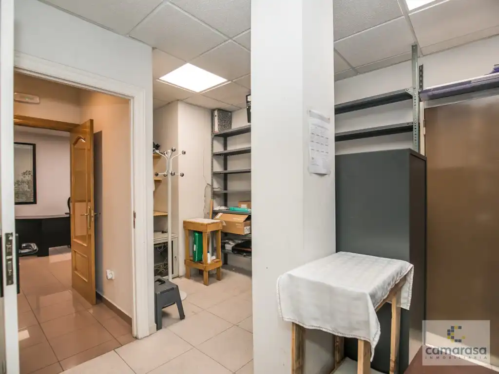 Local en venta en Ávila