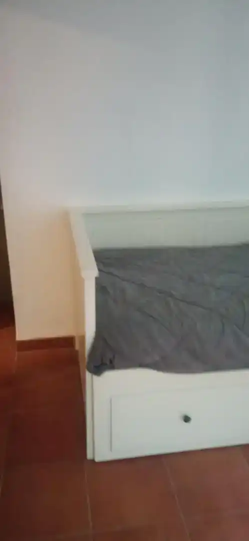 Schlafzimmer von Wohnungen zur Miete in Cangas  mit Privatgarten, Möbliert und Ofen