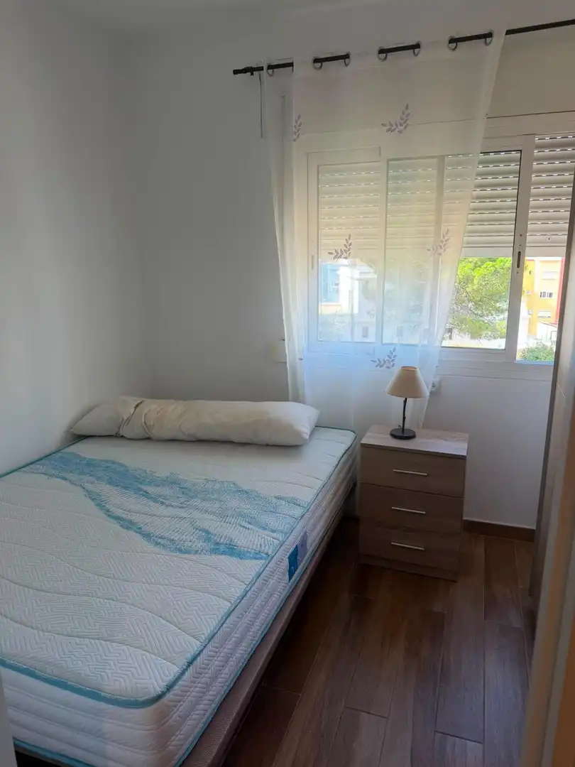 Habitación de Piso en venta en Algeciras con Amueblado