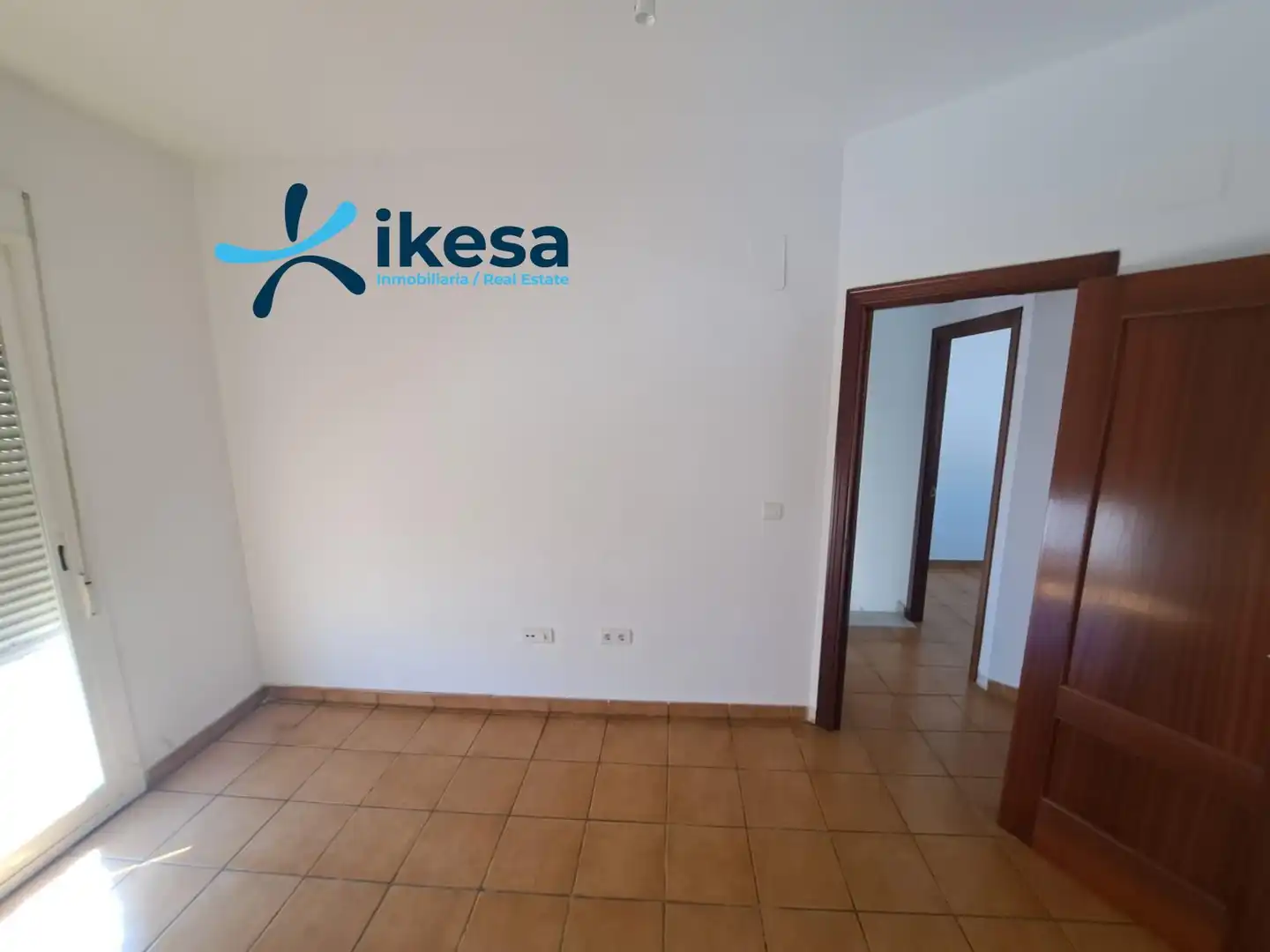 Casa adosada en venta en Bonares