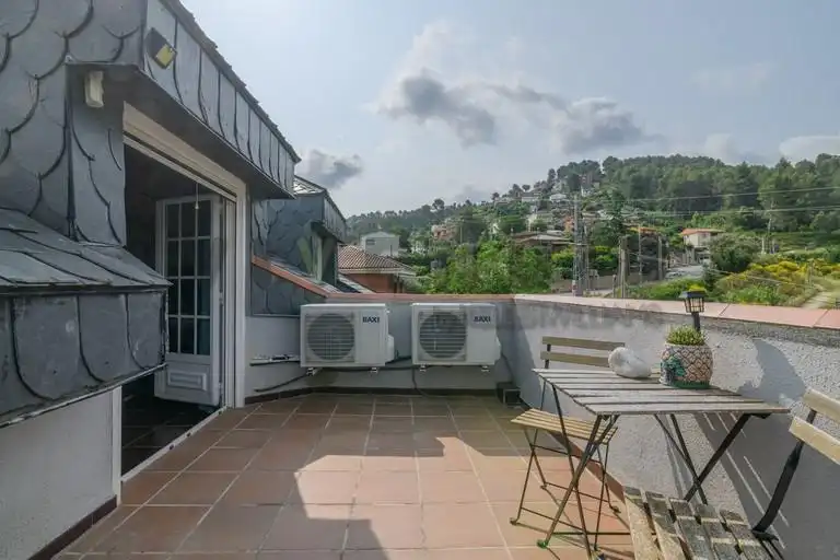 Casa amb terrassa en venda a Corbera de Llobregat, imagen 68