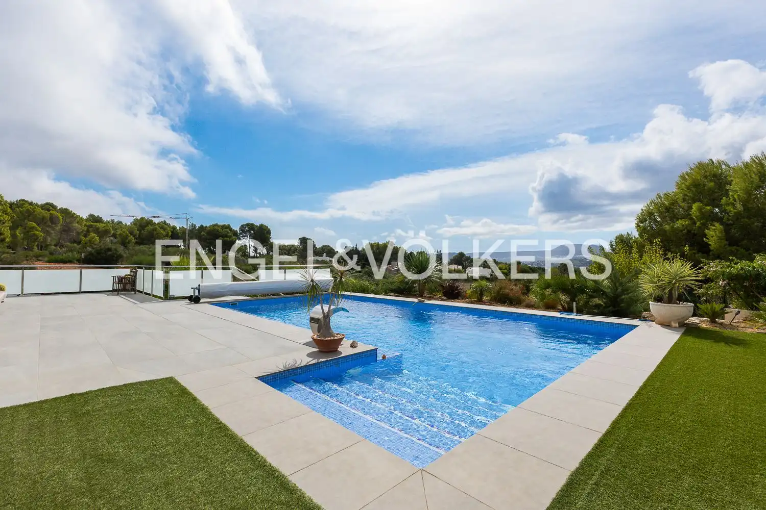 Piscina de Casa o xalet en venda en Montgó - Ermita