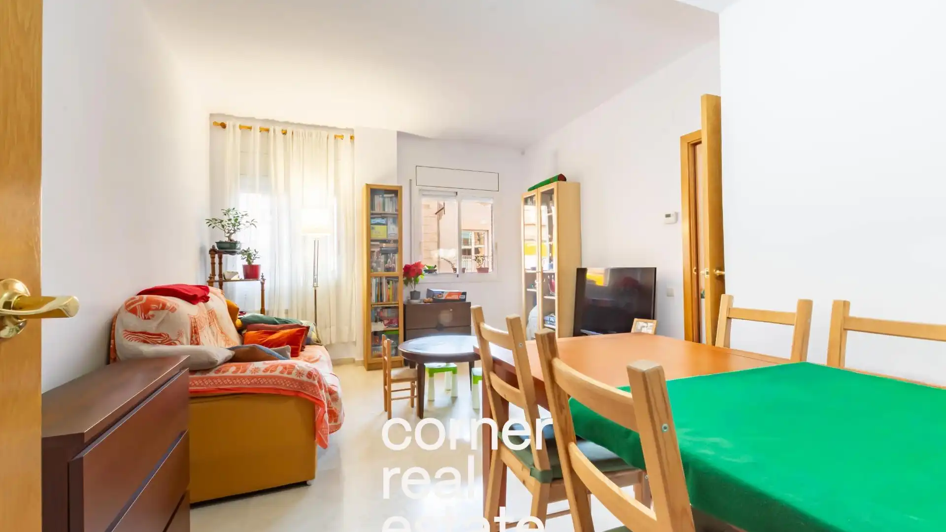 Vista exterior de Planta baja en venta en Terrassa con Calefacción