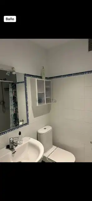 Badezimmer von Wohnung zur Miete in Manilva mit Klimaanlage, Terrasse und Möbliert