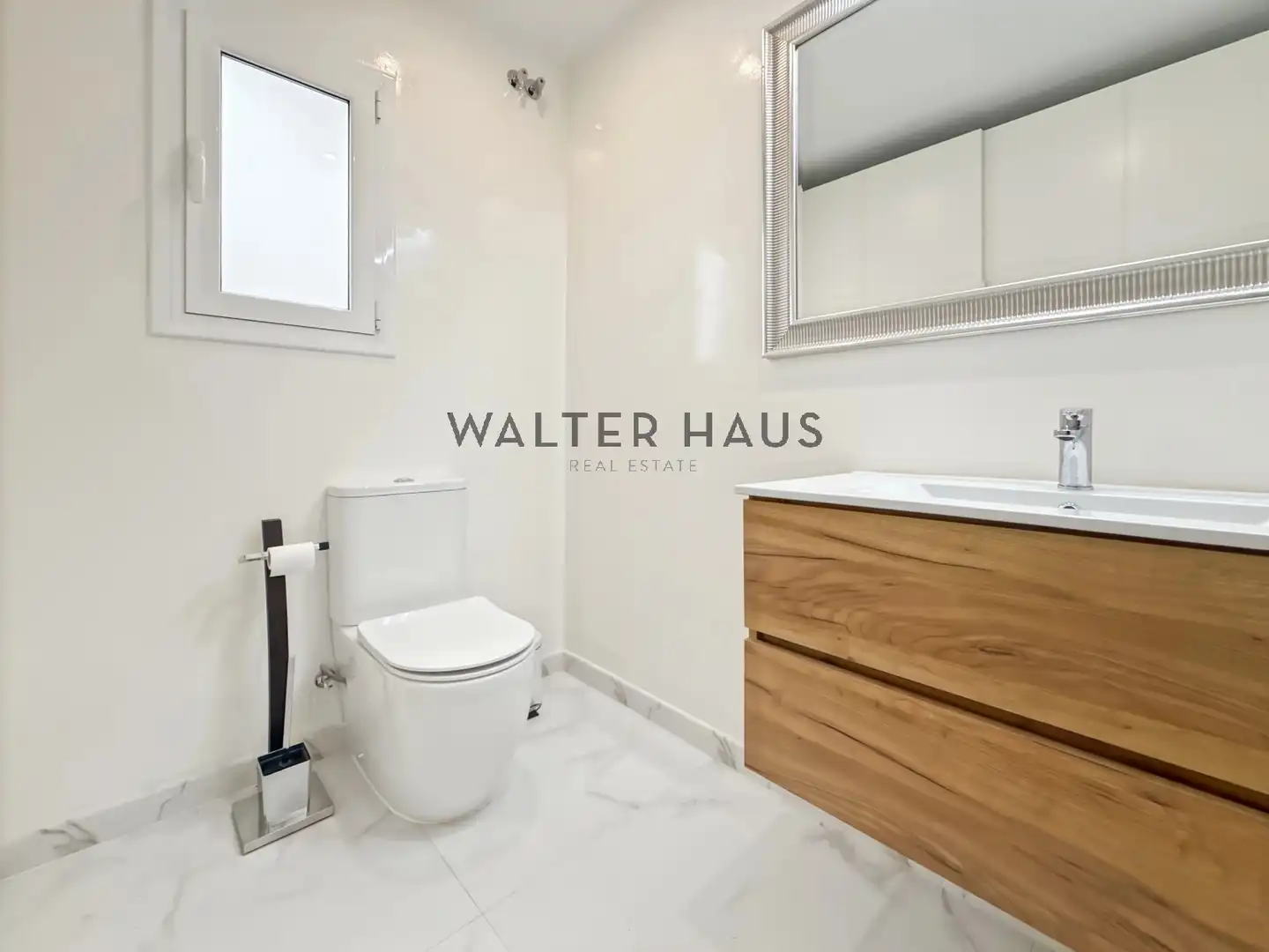 Baño de Dúplex en venta en Barcelona con Aire acondicionado y Amueblado
