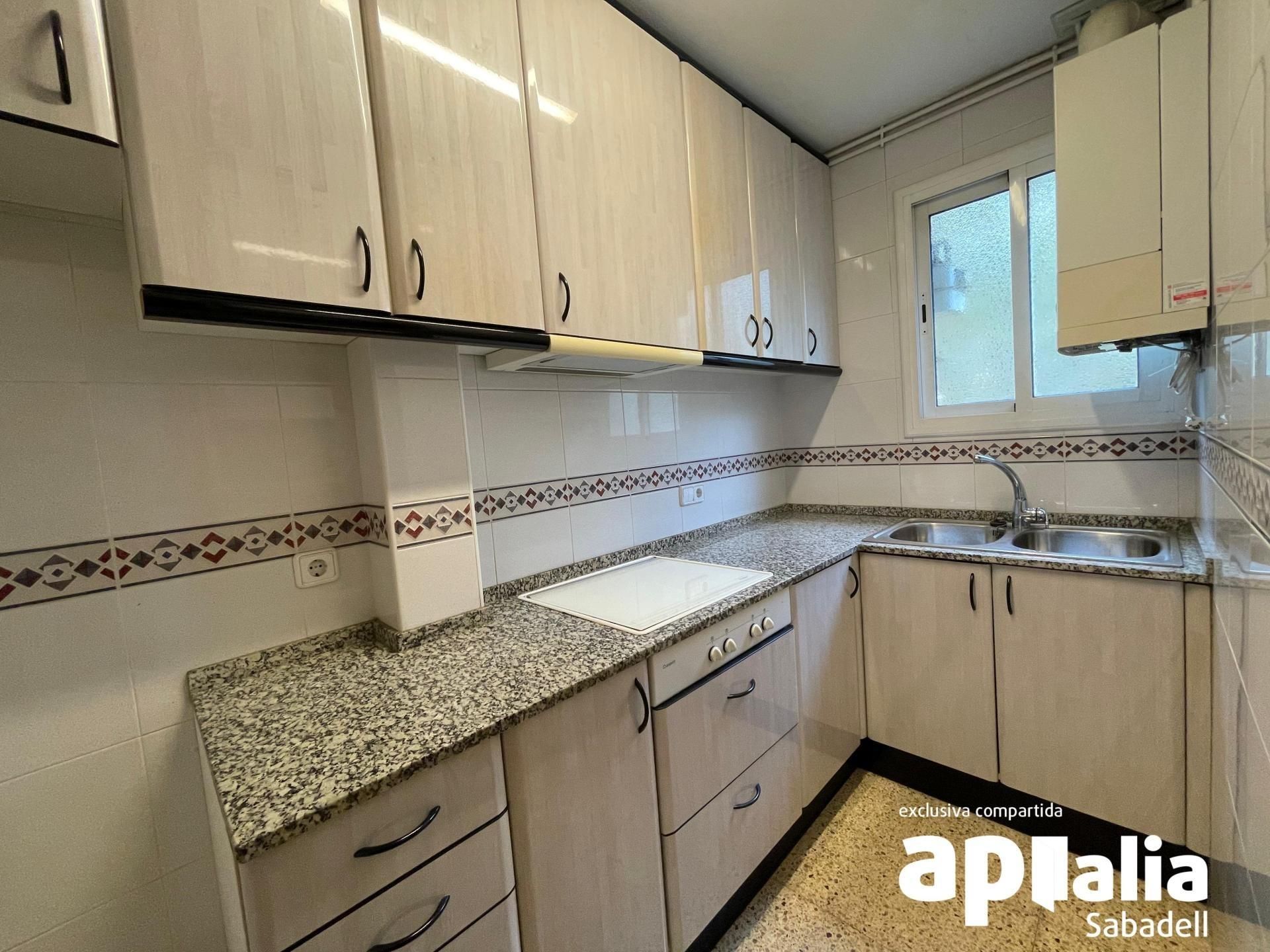 Kitchen of Flat for sale in Sabadell  with Heating