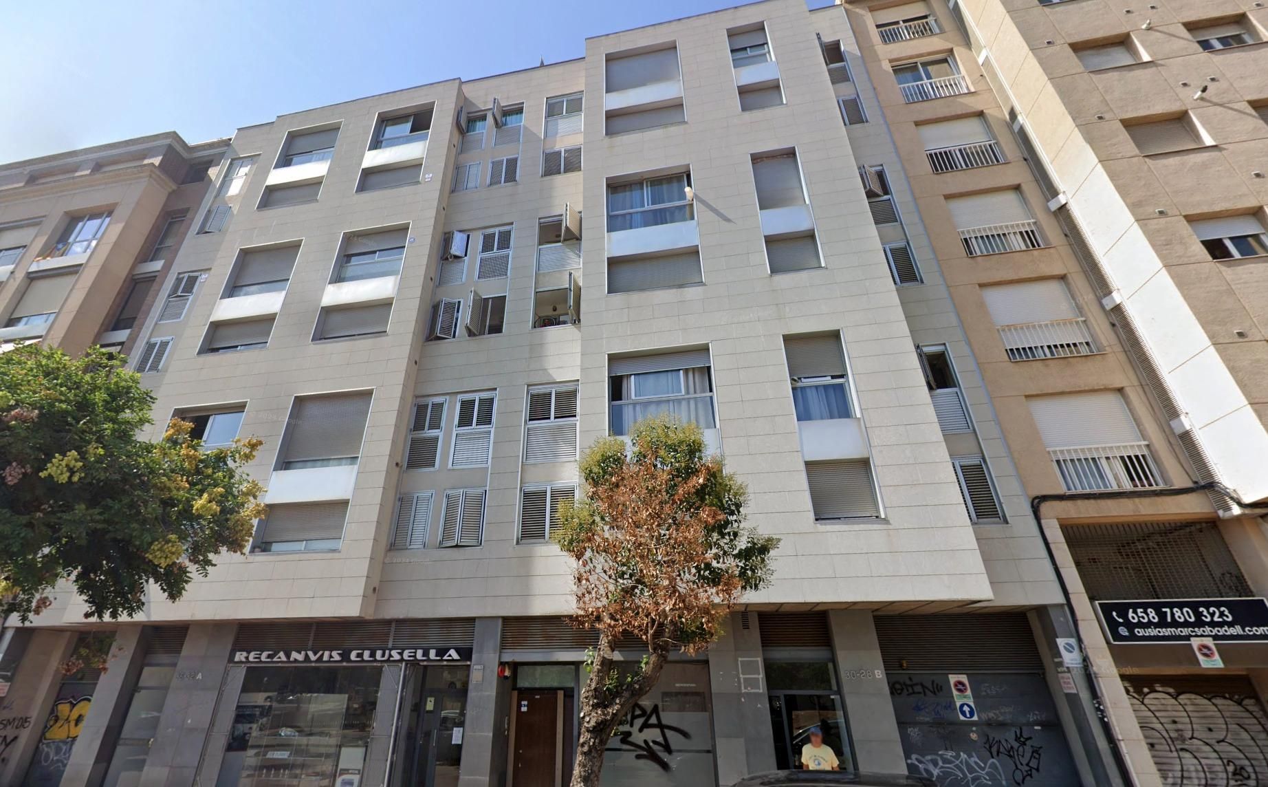 Vista exterior de Piso en venta en Sabadell con Balcón