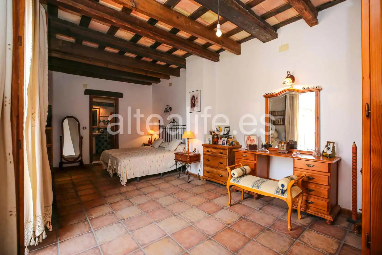 Schlafzimmer von Einfamilien-Reihenhaus zum Verkauf in Gandia mit Privatgarten, Terrasse und Abstellraum