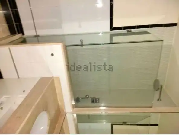 Badezimmer von Wohnung zur Miete in Valencia mit Klimaanlage, Möbliert und Ofen