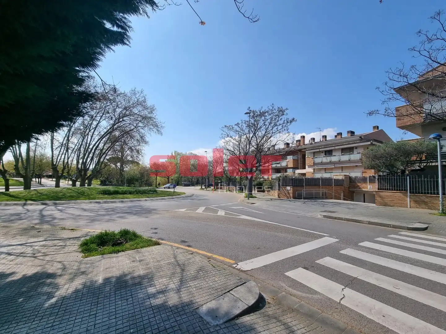 Außenansicht von Garage zum Verkauf in Sant Cugat del Vallès