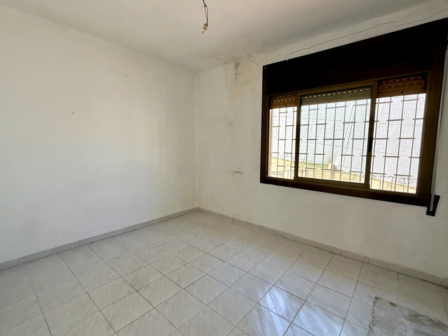 Habitación de Casa adosada en venta en Barcelona con Calefacción, Terraza y Balcón