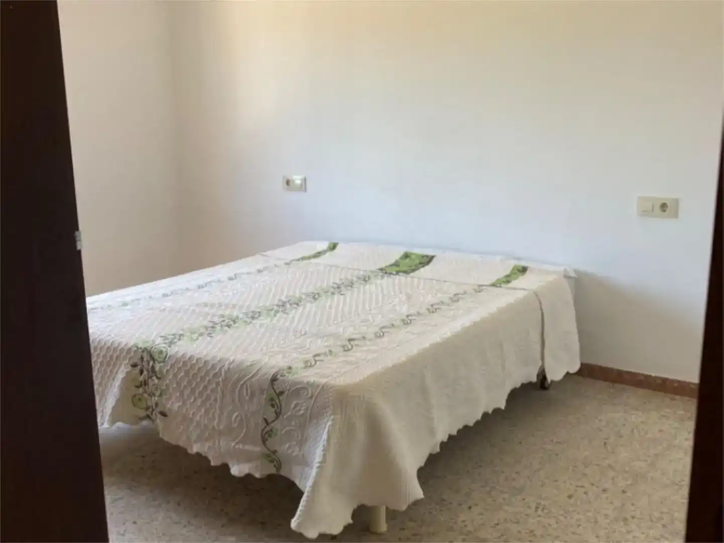 Habitación de Planta baja en venta en Tomiño con Jardín privado, Trastero y Amueblado
