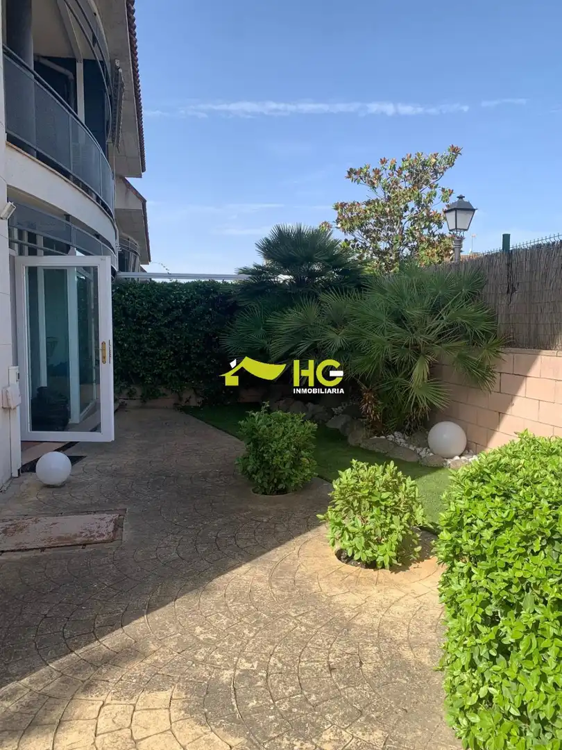 Jardí de Pis de lloguer en Villaviciosa de Odón amb Aire condicionat, Calefacció i Moblat