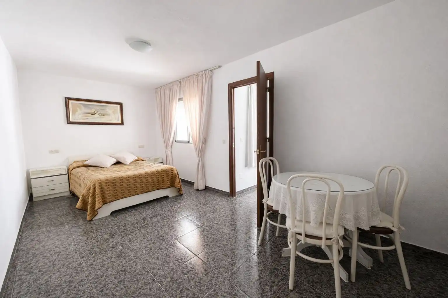 Dormitori de Casa o xalet en venda en Canillas de Aceituno amb Terrassa i Moblat