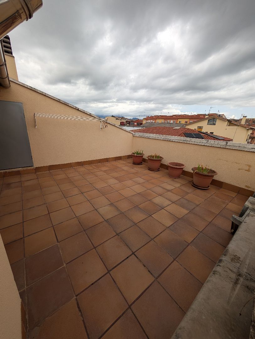 Dúplex en venda a Avinguda de la Diputacio, 1, Roda de Ter