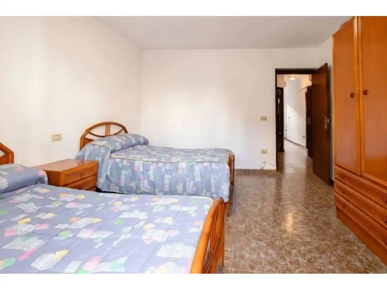 Dormitori de Casa o xalet en venda en Castellón de la Plana / Castelló de la Plana amb Jardí privat i Moblat