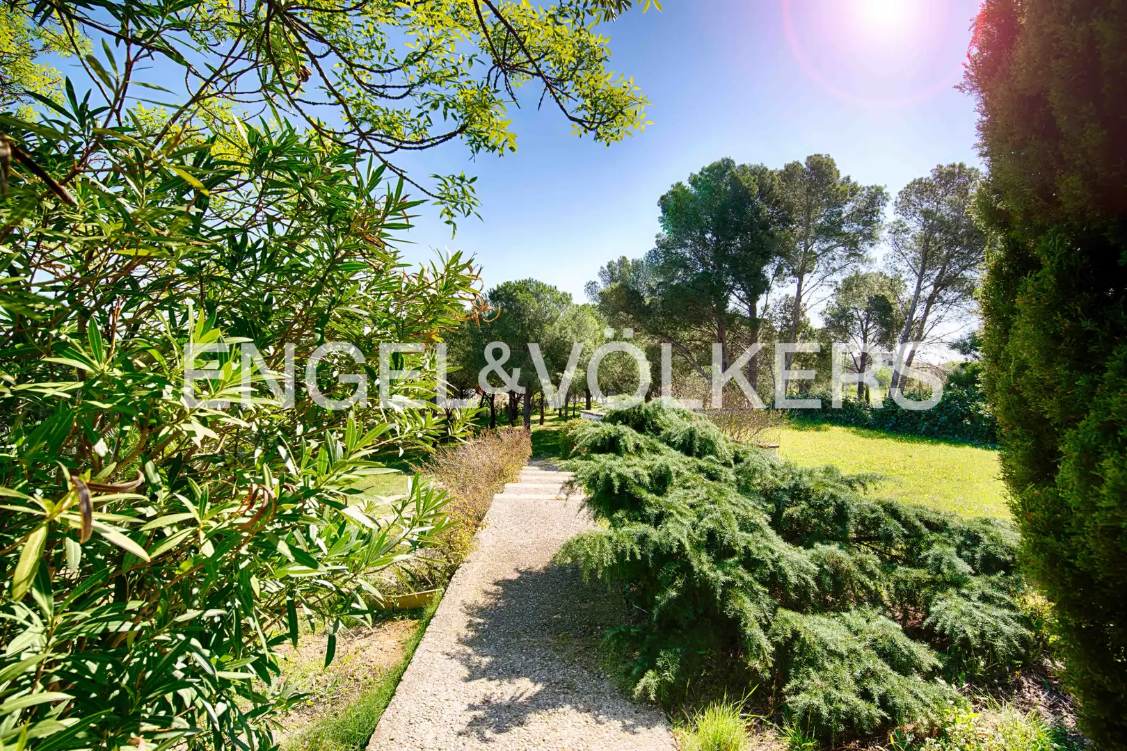 Houses for sale in Llers  with Heating, Private garden and Terrace