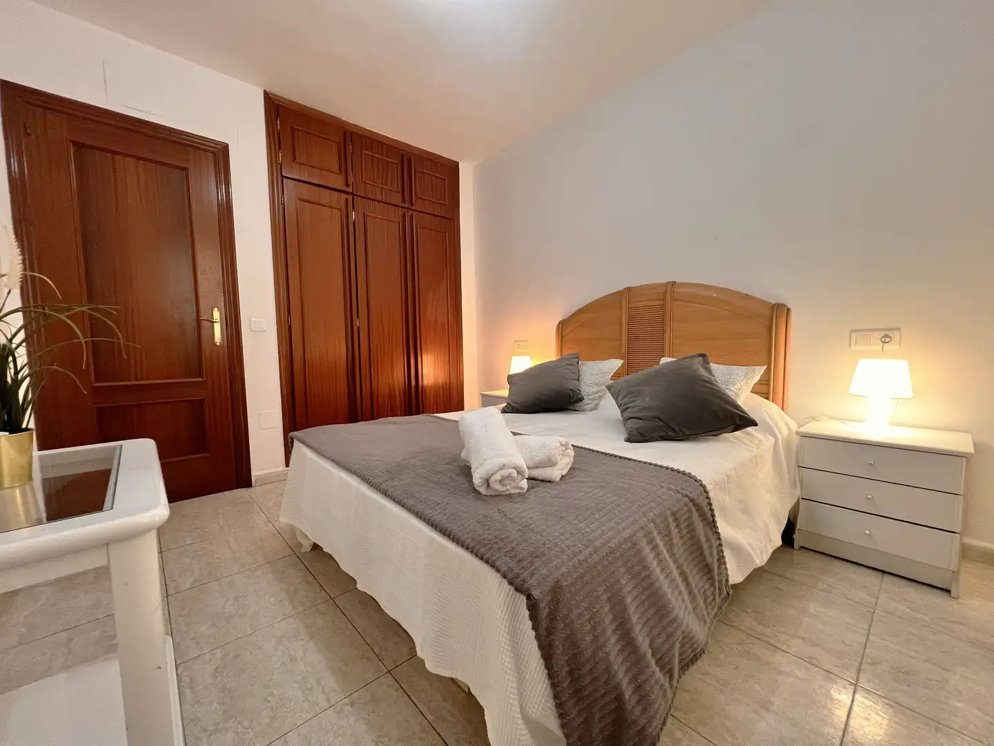 Dormitori de Apartament en venda en Mijas amb Aire condicionat i Piscina comunitària