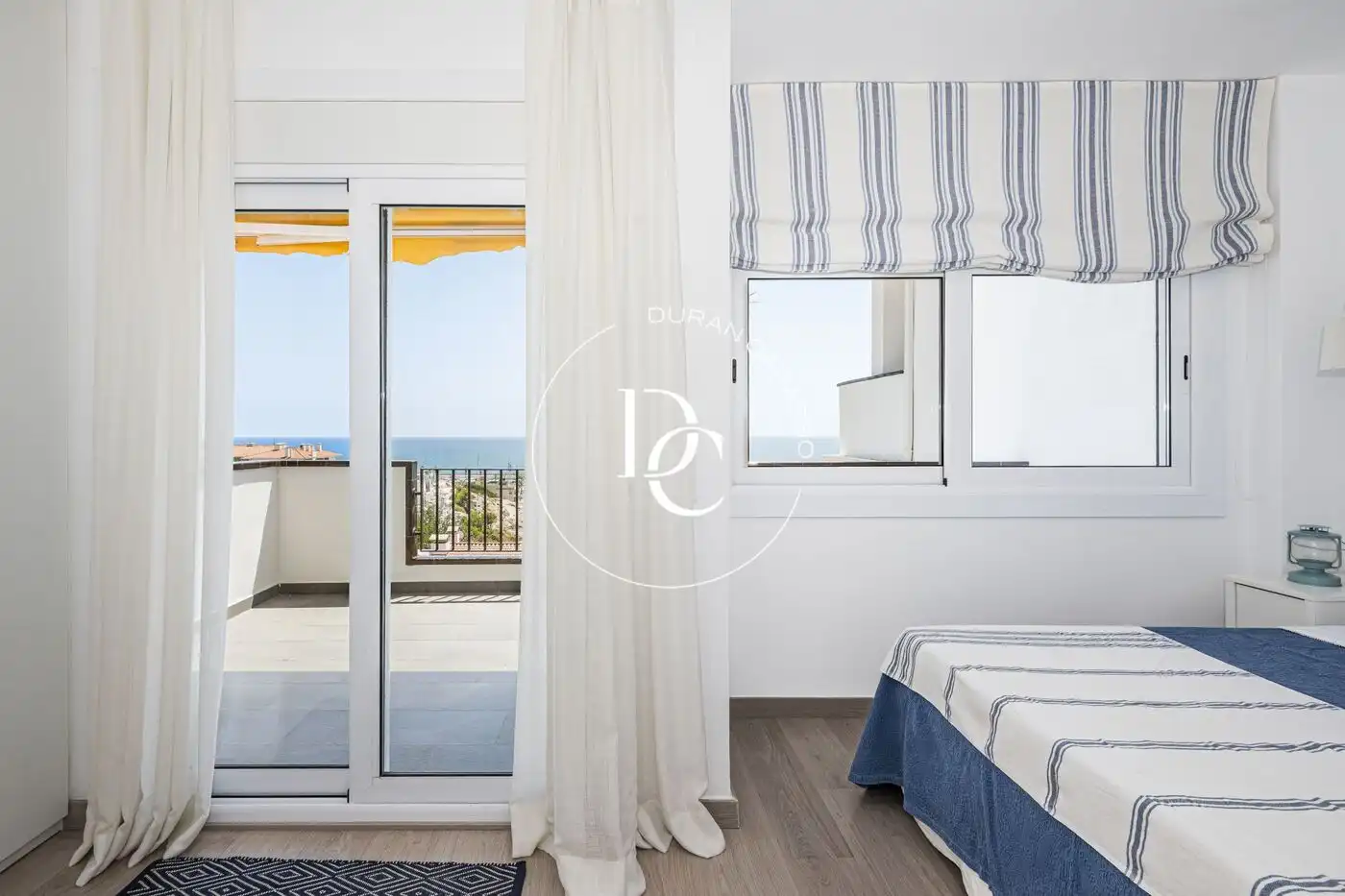 Schlafzimmer von Maisonette zum Verkauf in Sitges mit Klimaanlage, Heizung und Privatgarten