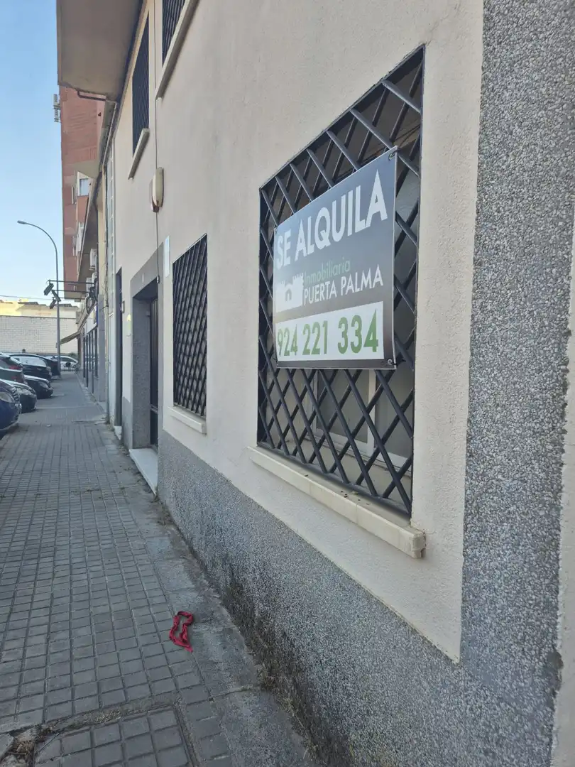 Geschaftsraum zur Miete in Badajoz