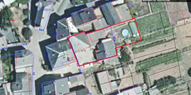 Casa-chalet en Venta en Calle el Cristo, 37A en Priaranza del Bierzo