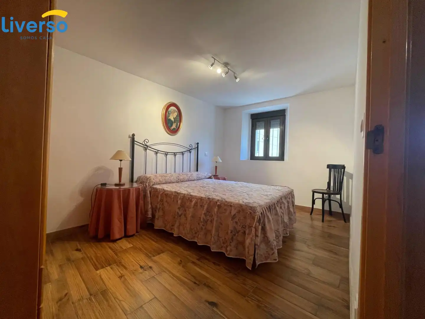Dormitori de Finca rústica en venda en Moral de Hornuez amb Terrassa, Traster i Moblat