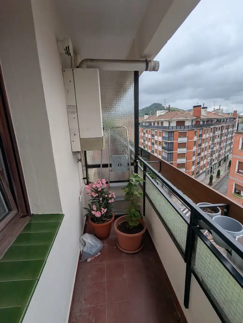 Terraza de Piso en venta en Amorebieta-Etxano con Calefacción, Trastero y Amueblado