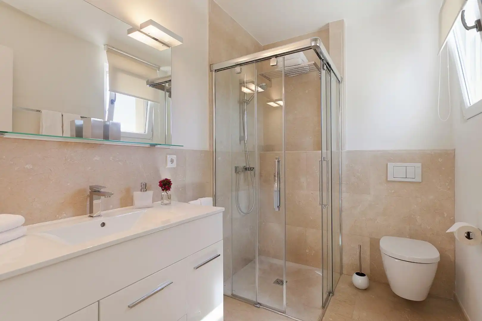 Bany de Casa o xalet en venda en  Palma de Mallorca amb Aire condicionat, Jardí privat i Terrassa