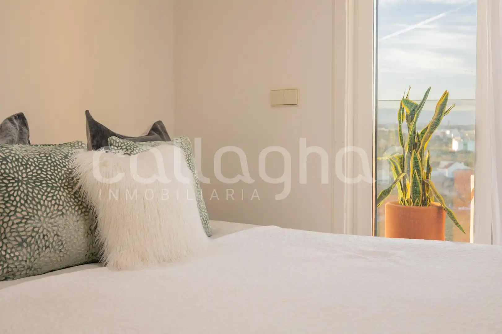 Habitación de Piso en venta en Valencia con Aire acondicionado, Calefacción y Terraza