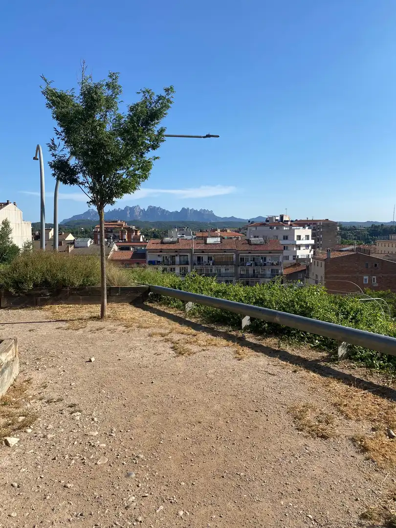 Vista exterior de Apartamento en venta en Manresa con Calefacción y Balcón