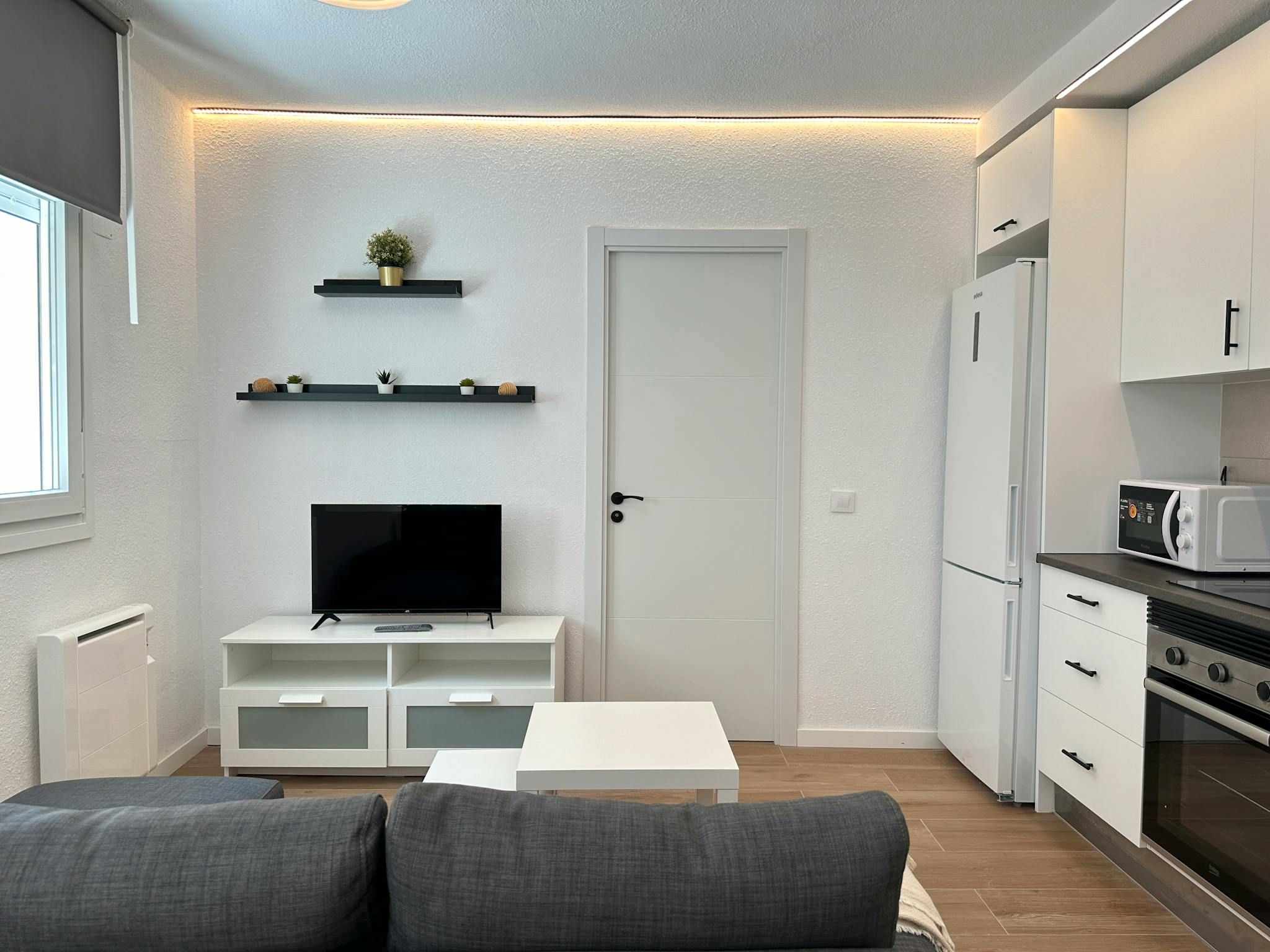 Living room of Flat to rent in  Madrid Capital  with Heating, Furnished and Washing machine