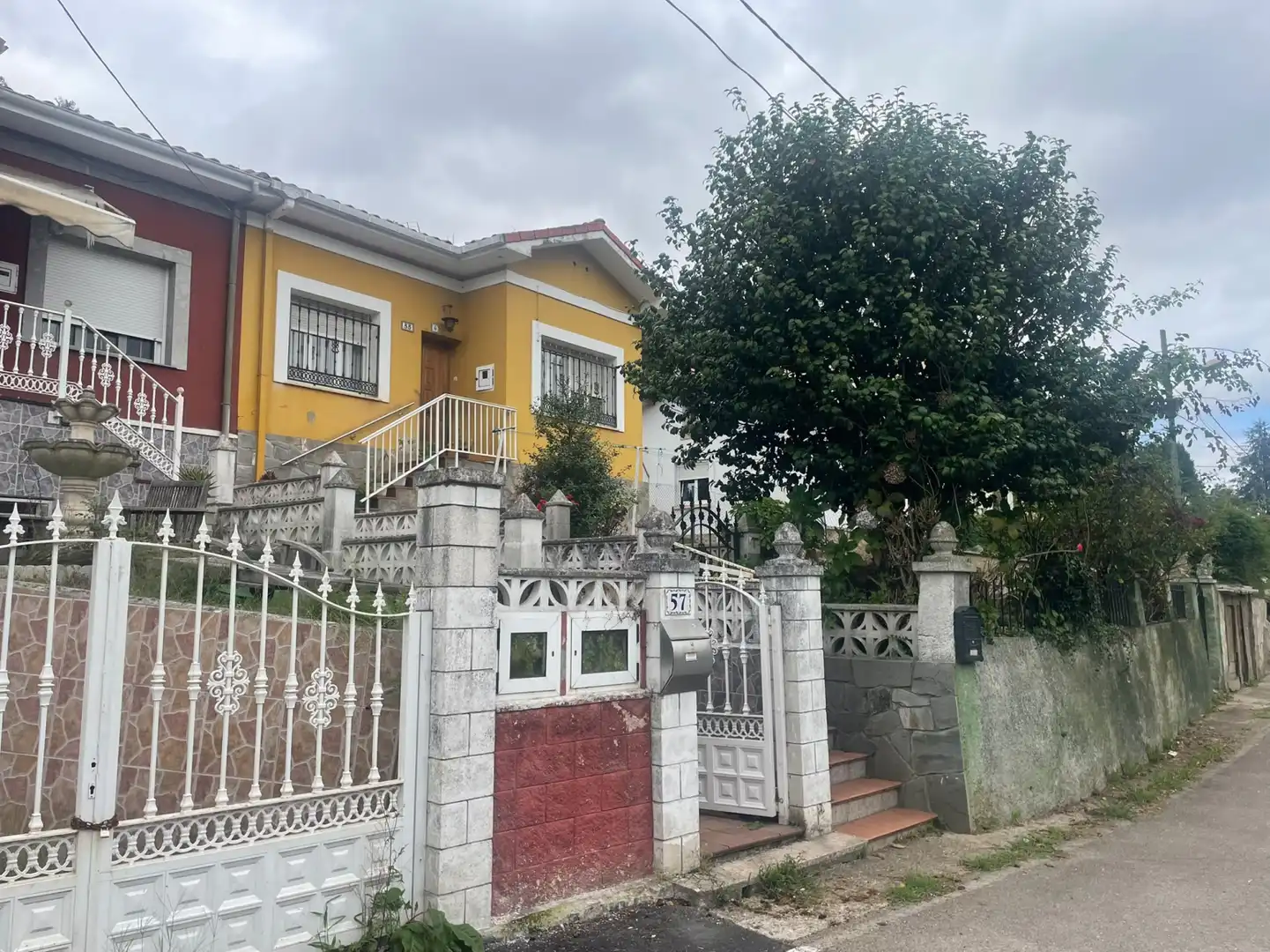 Casa adosada en venda a Avilés - LG CARRIONINA,LA, 18, Villalegre - La Luz