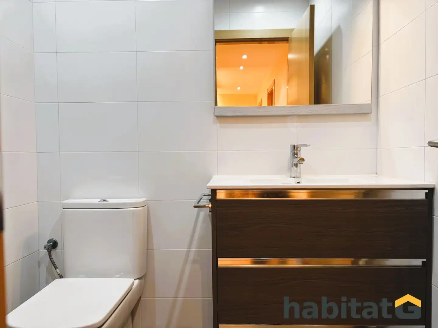 Baño de Casa adosada en venta en El Palau d'Anglesola con Calefacción, Terraza y Trastero