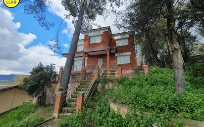 Vista exterior de Casa o xalet en venda en Sant Pere de Vilamajor amb Jardí privat i Terrassa