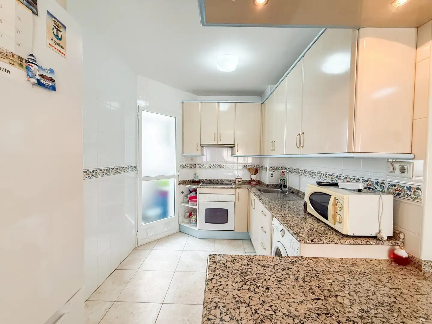 Cocina de Apartamento en venta en Águilas con Aire acondicionado, Terraza y Amueblado