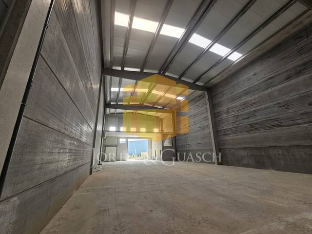 Nave industrial en Alquiler en Carrer Can Roca, 12 en Can Vinyals