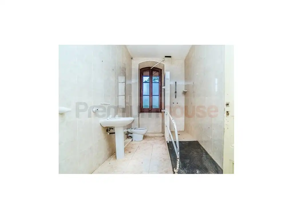 Detached house with pool for sale in Calle de Portugal, imagen 13