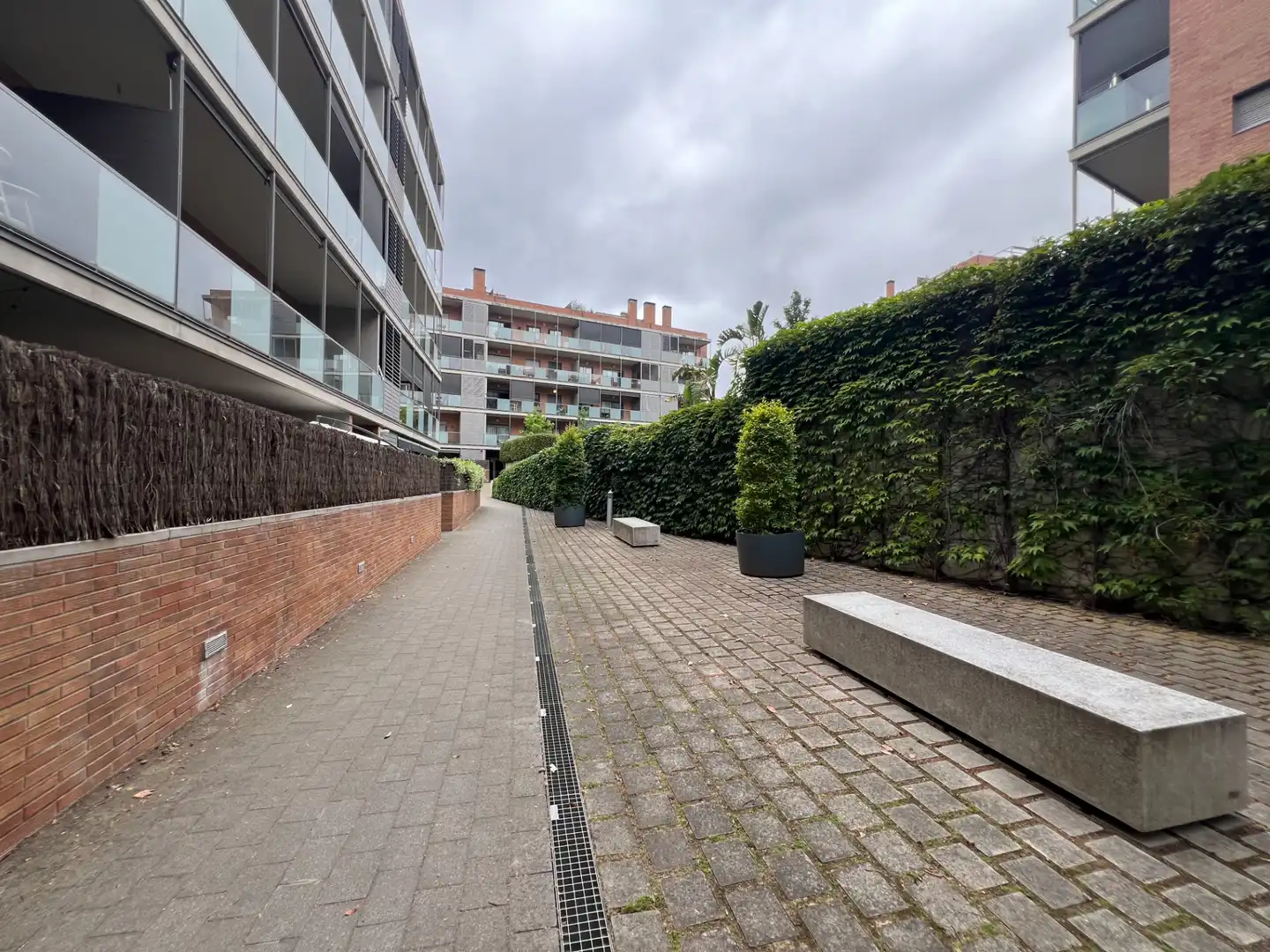 Terrasse von Wohnung zum Verkauf in Sant Cugat del Vallès mit Klimaanlage, Heizung und Privatgarten