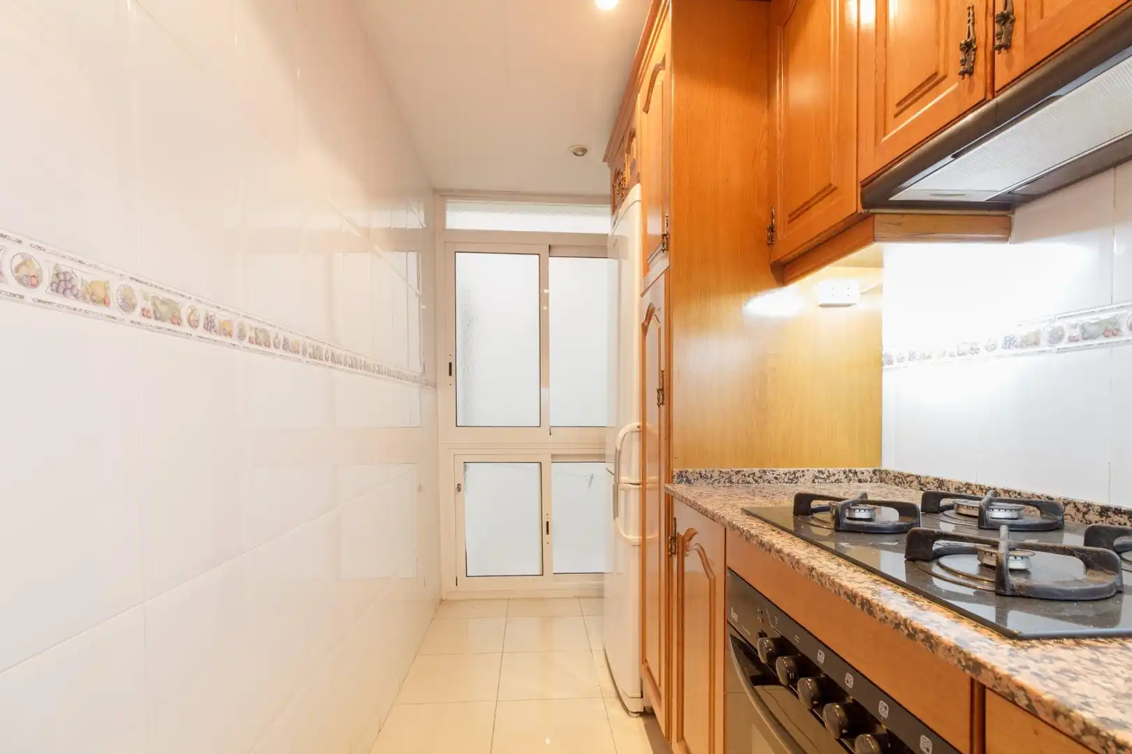 Küche von Wohnung zum Verkauf in Viladecans mit Klimaanlage, Parkett und Balkon
