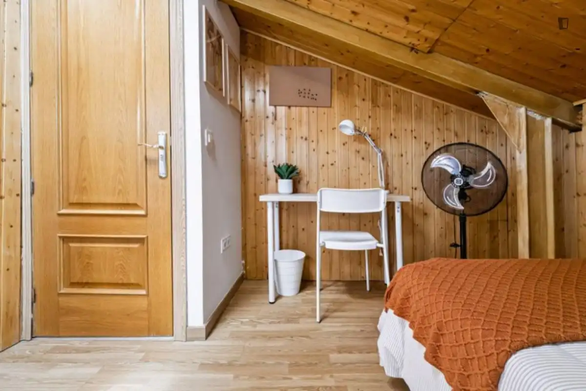 Bedroom of Houses for share in Madrid  with Heating, Furnished and Oven