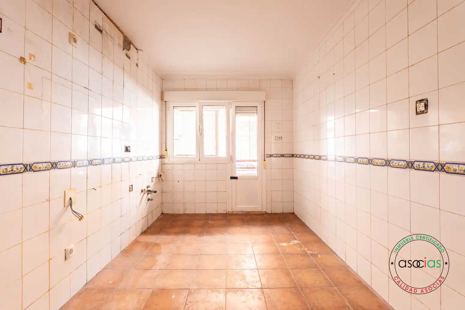 Küche von Wohnung zum Verkauf in Gijón  mit Heizung, Parkett und Balkon