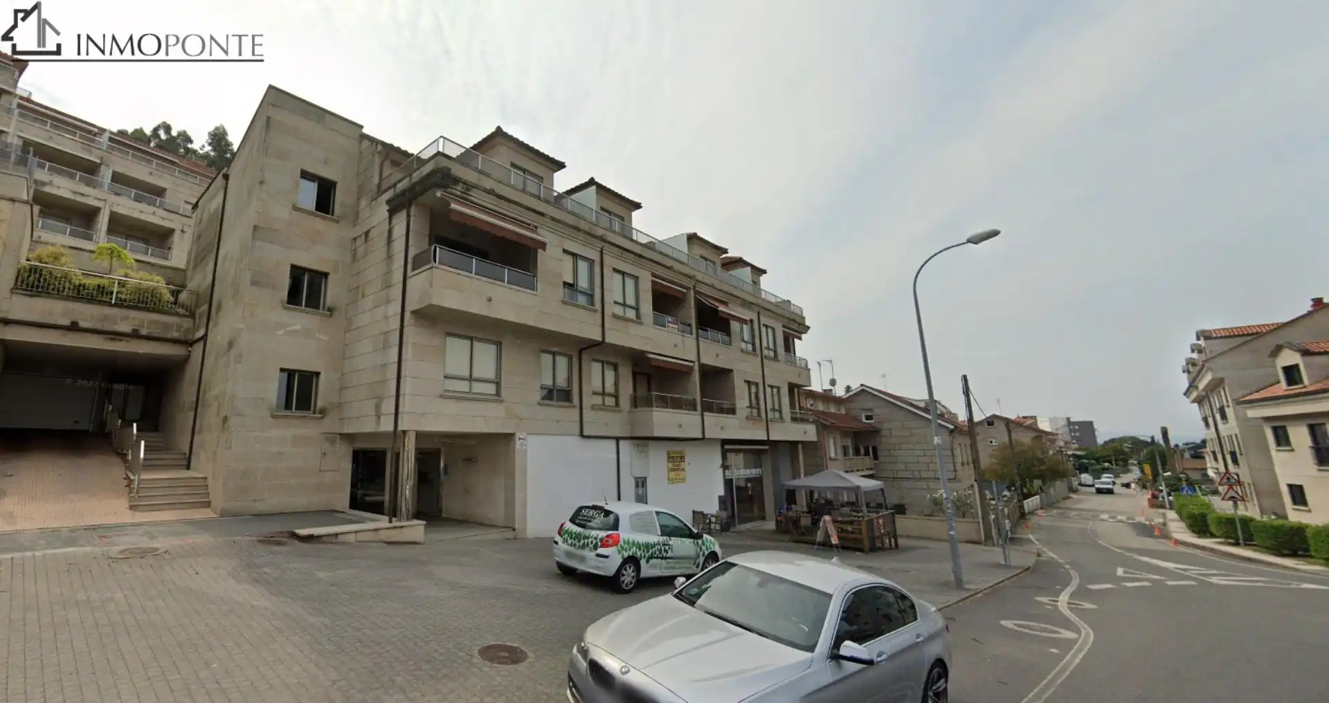 Exterior view of Garage for sale in Sanxenxo