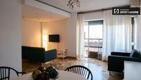 Sala d'estar de Pis de lloguer en  Madrid Capital amb Aire condicionat, Calefacció i Moblat