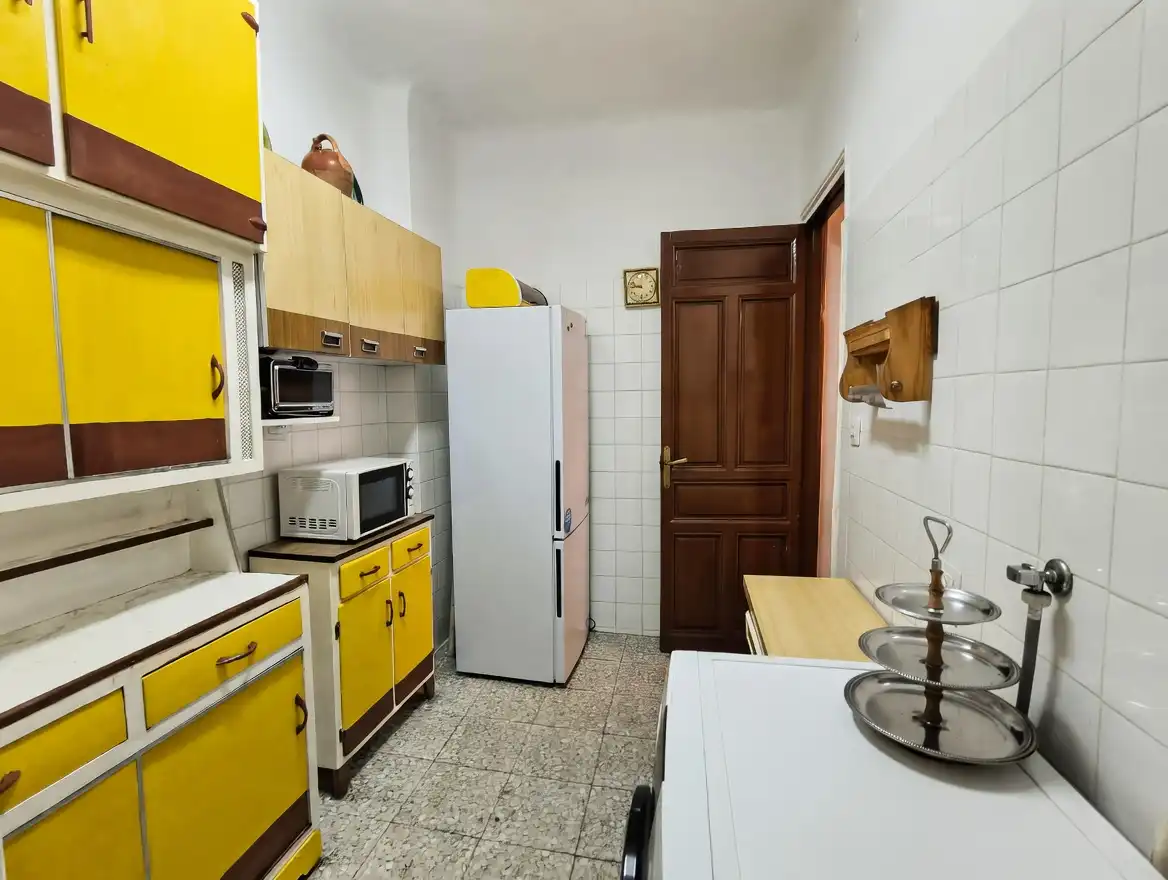Cuina de Pis en venda en Madrid amb Calefacció, Forn i Balcó